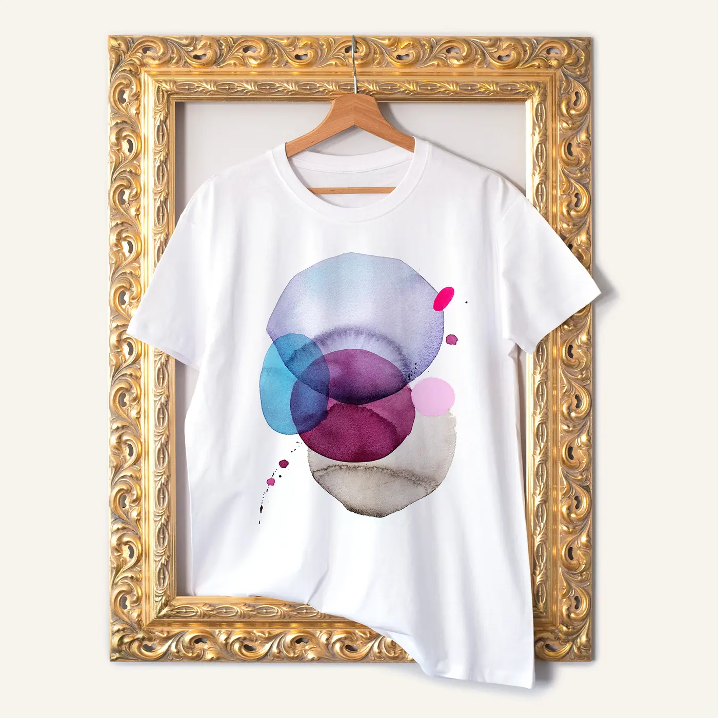 White t-shirt with a watercolour abstract in lilac and burgundy print