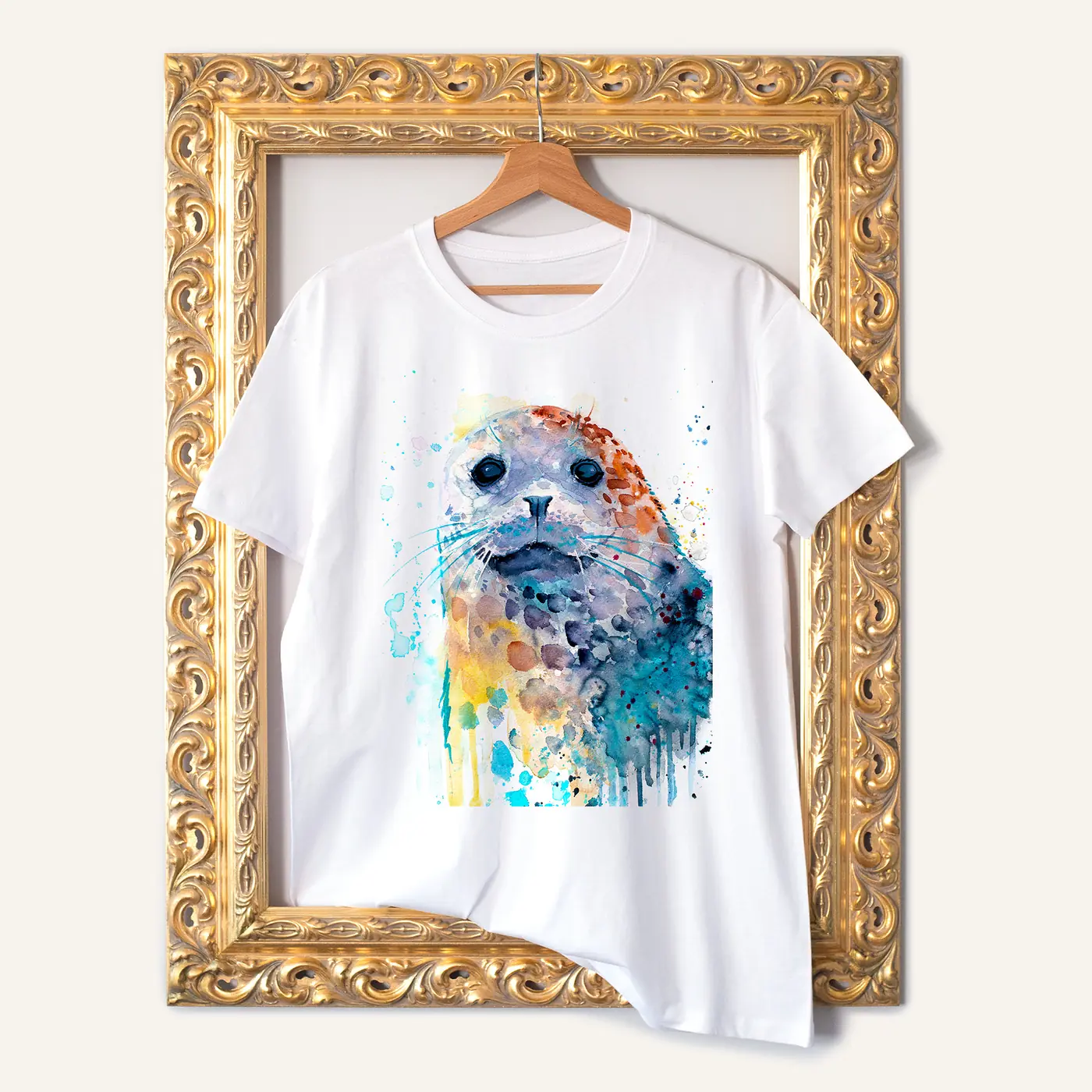 White t-shirt with a watercolour spotted seal print