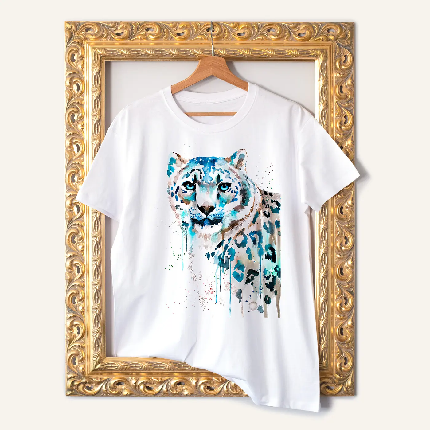 White t-shirt with a watercolour snow leopard print